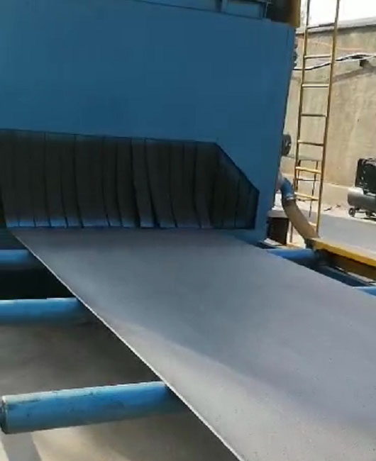 鋼板預(yù)處理除銹拋丸機(jī)